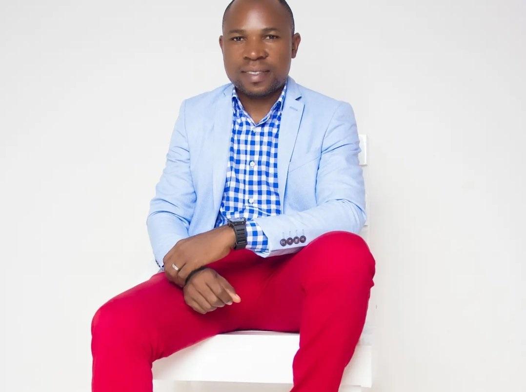 Download Gospel Audio Mp3 | Sifaeli Mwabuka - Baba Tembea Nasi